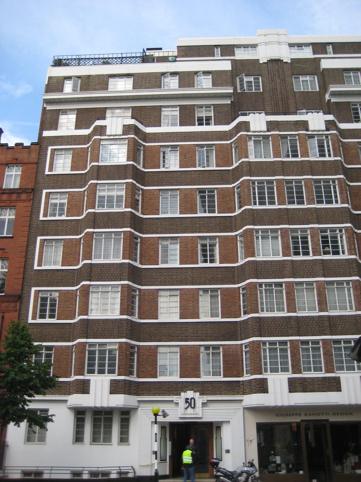 Sloane Street, photo 6 of 11