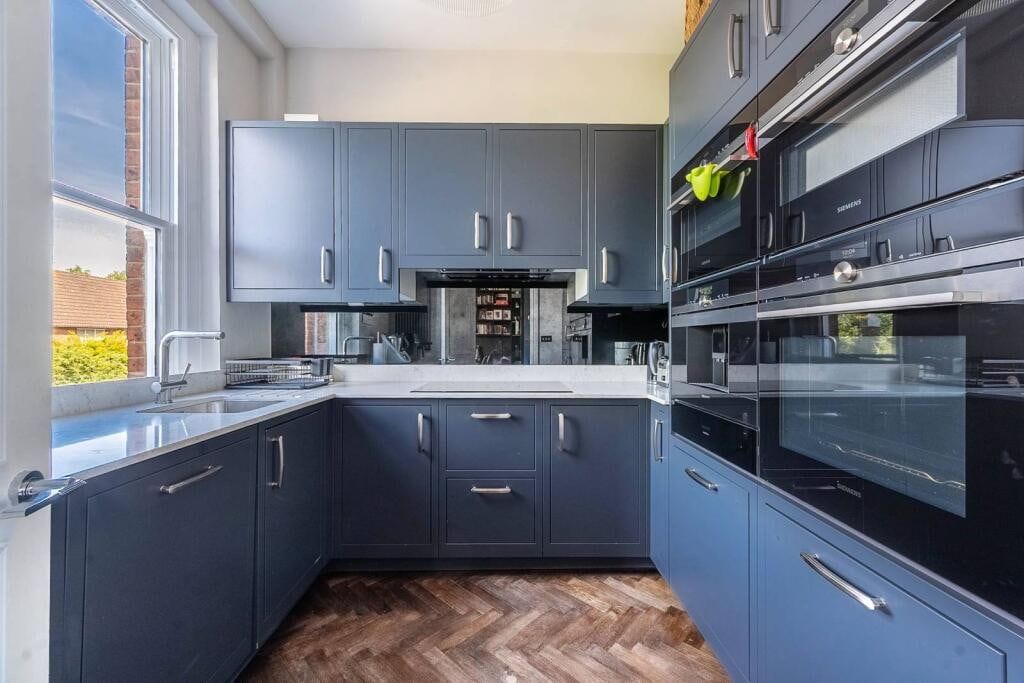 Frognal, photo 3 of 11